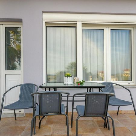 Michael'S Apartment'S Неа-Рода Екстер'єр фото