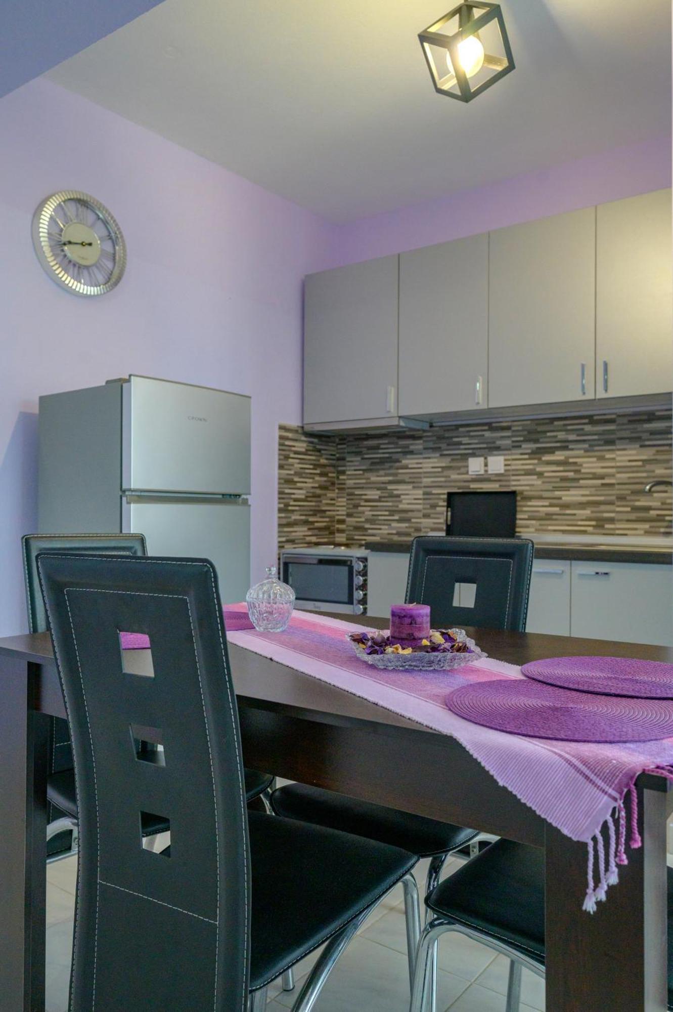 Michael'S Apartment'S Неа-Рода Екстер'єр фото