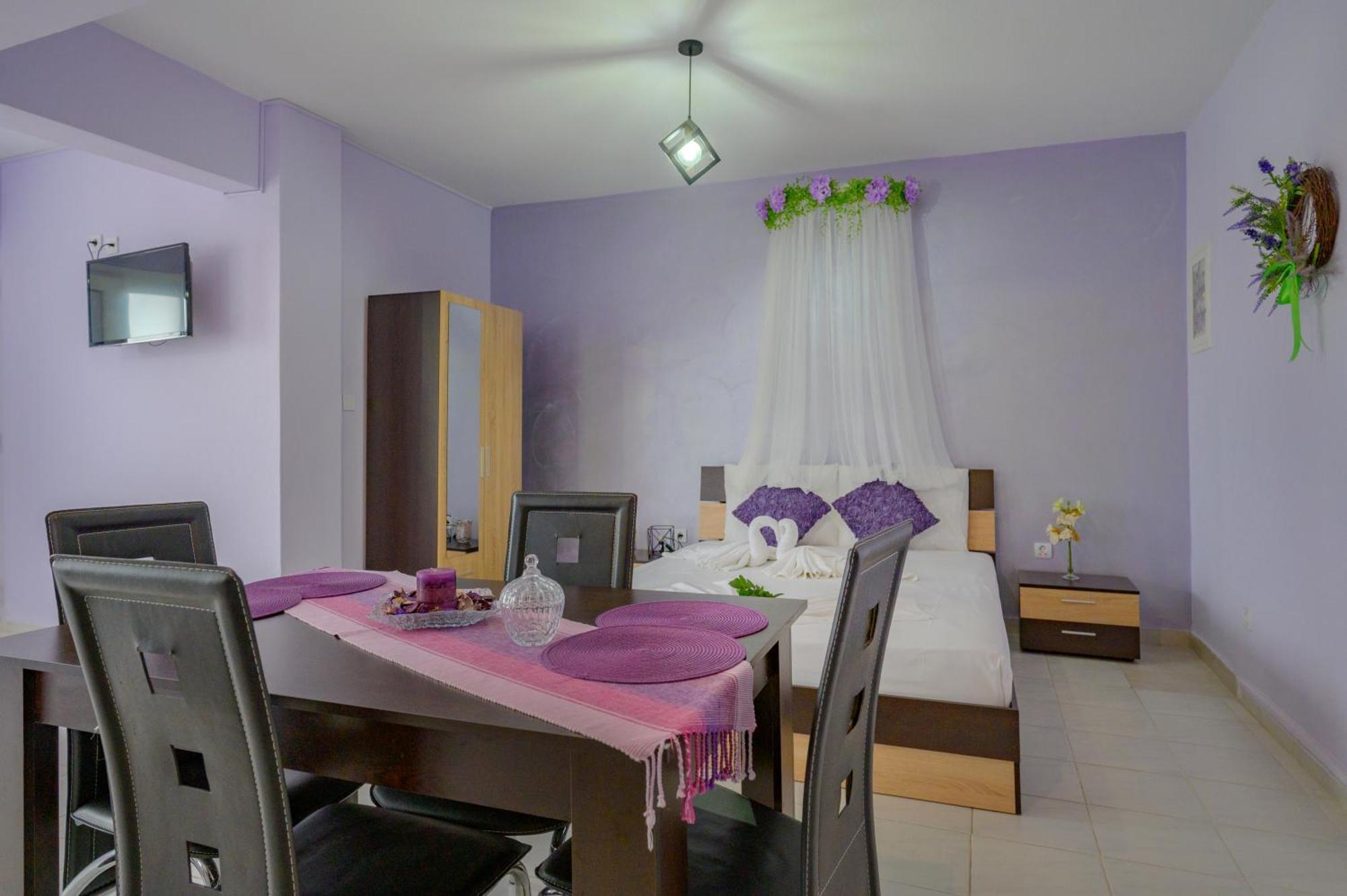 Michael'S Apartment'S Неа-Рода Екстер'єр фото
