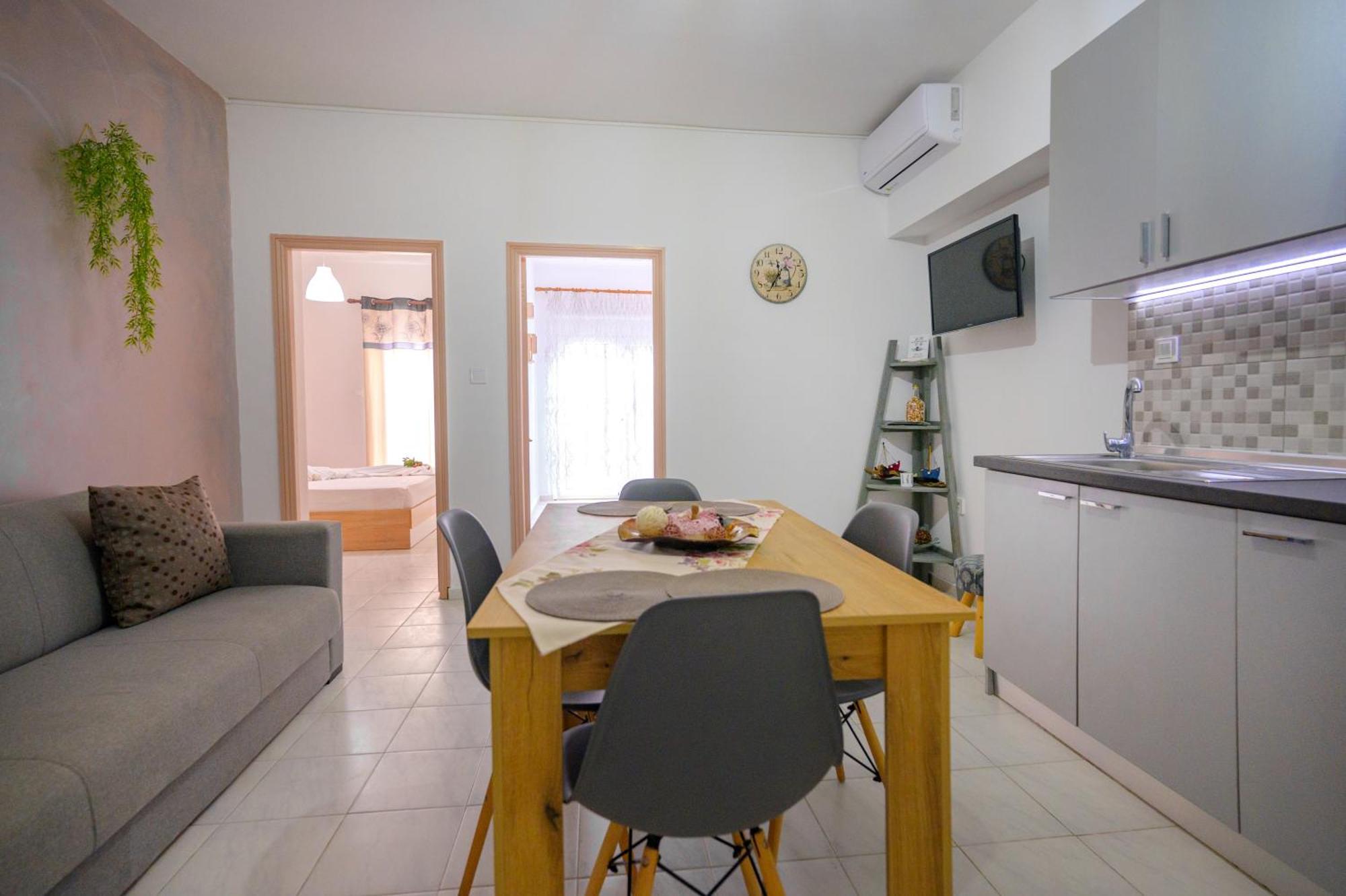 Michael'S Apartment'S Неа-Рода Екстер'єр фото